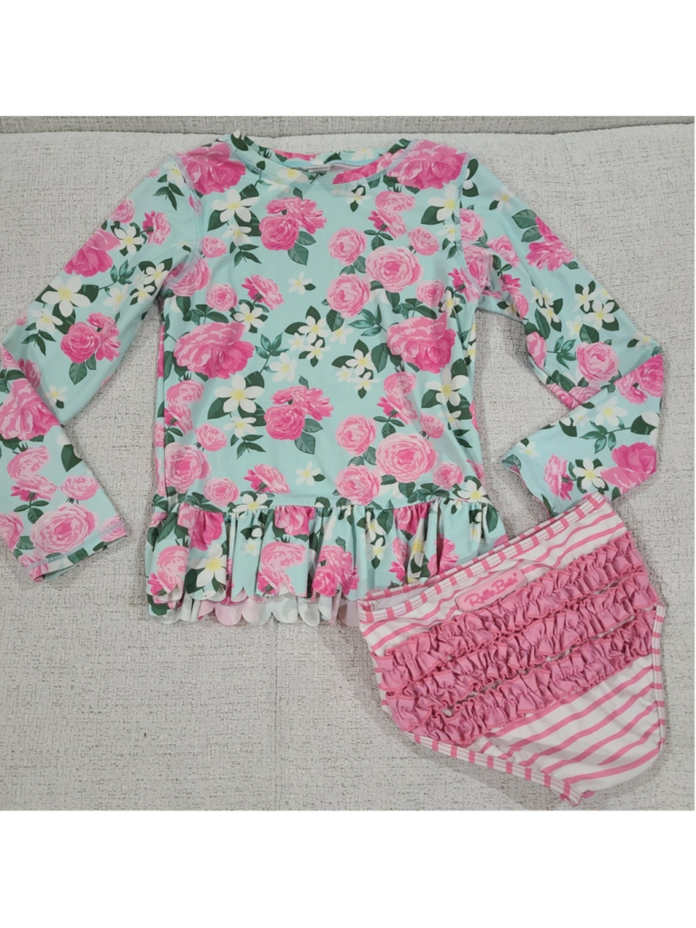 RUFFLE BUTTS GIRLS SIZE 8 Two Piece Rash Guard Swim Suit Pink Mint Blue Floral